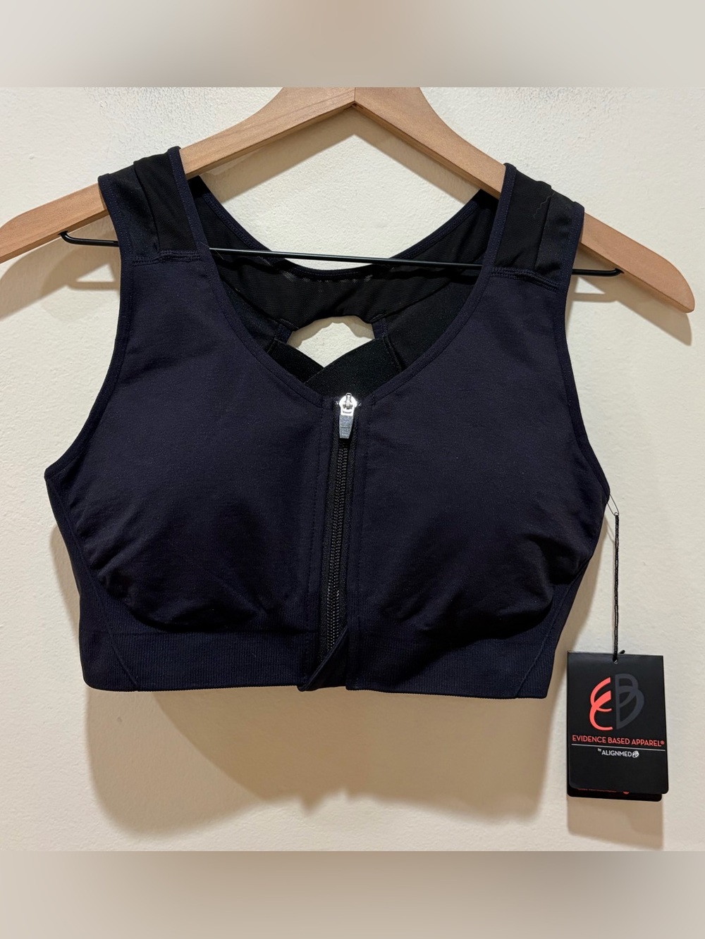 NWT Alignmed Alignme Active Zipper Posture Black Sports Bra - Women’s Size Large